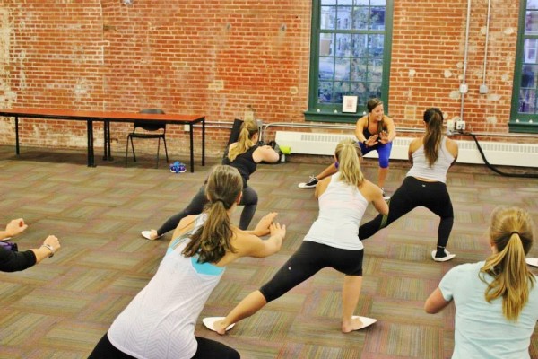 10514757_777344258973506_904513279740874224_n