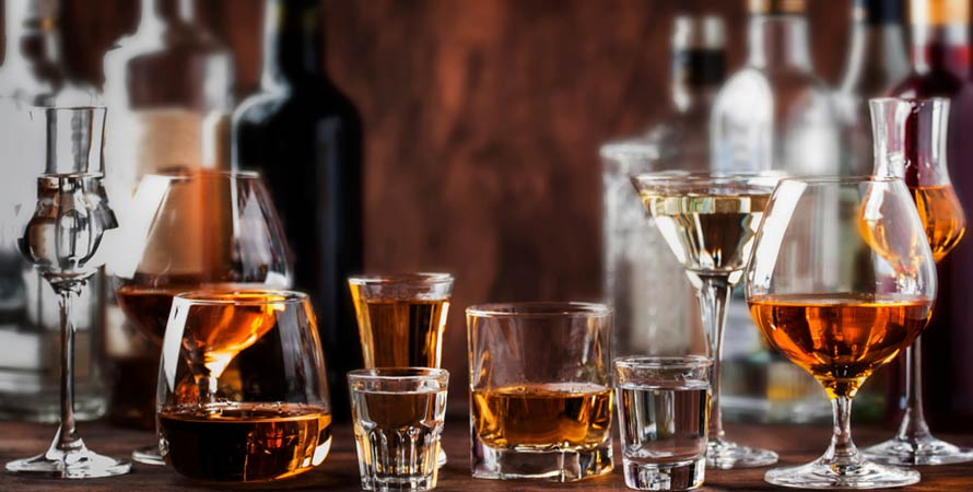Strong spirits set hard alcoholic drinks